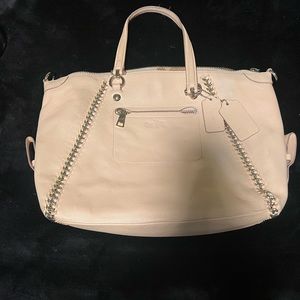 Coach fixer upper bag